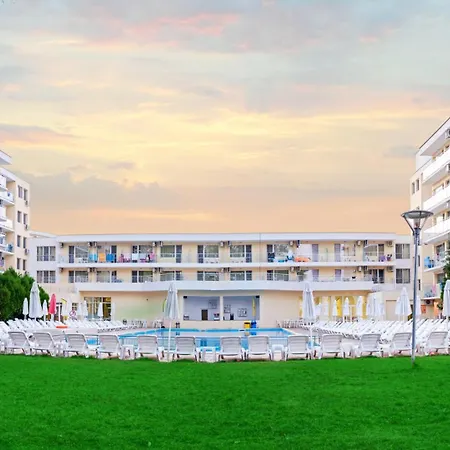 Hotel Garden Nevis-3